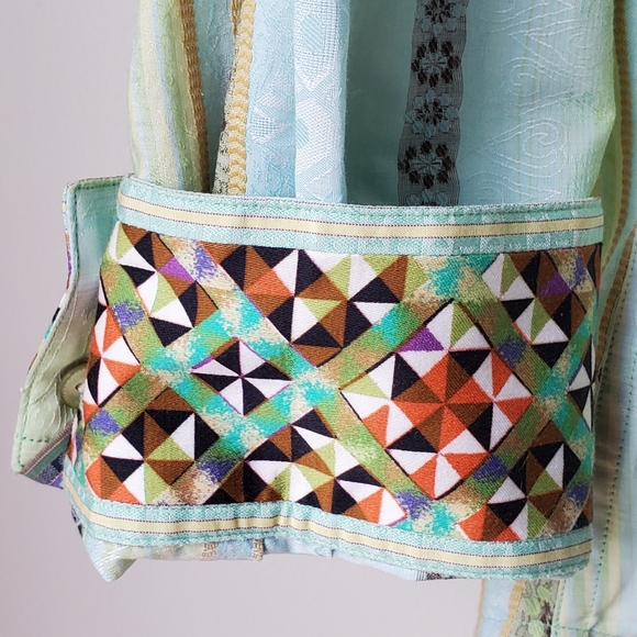 Robert Graham Button Up Shirt Floral Geometric Patterned Embroidered - Picture 2 of 5